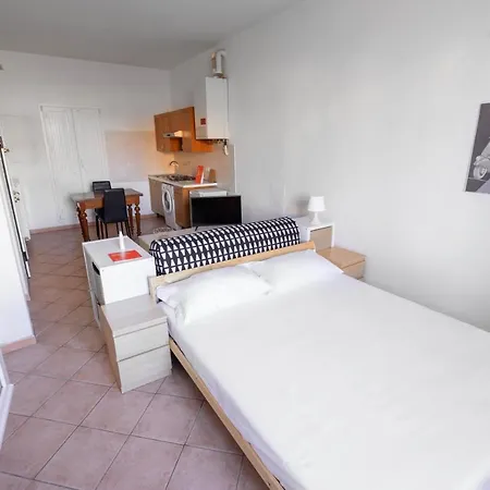 Apartment San Vitale By Wonderful Italy *